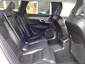 Volvo  T8 Inscription Plug-In AHK ACC HUD 360° B&W