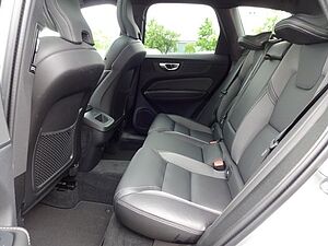 Volvo  B4 Plus Dark AWD ACC PANO BLIS 360°