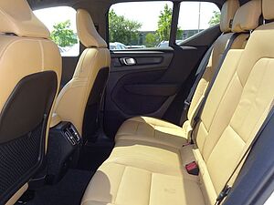 Volvo  B4 Inscription 2WD Kamera Navi DAB