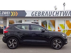 Volvo  T4 Core Plug-In 2WD Navi Kamera Tempomat