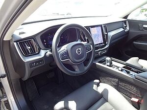 Volvo  T6 Inscription Plug-In AHK Google ACC Pano