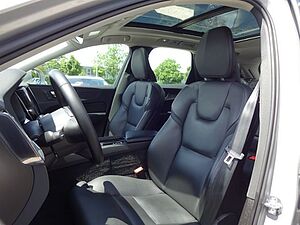 Volvo  T6 Inscription Plug-In AHK Google ACC Pano