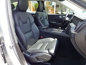 Volvo  T6 Inscription Plug-In AHK Google ACC Pano