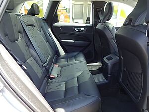 Volvo  T6 Inscription Plug-In AHK Google ACC Pano