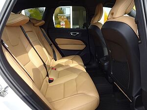 Volvo  B5 Inscription AWD AHK ACC Standhzg. BLIS