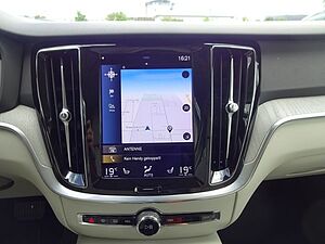 Volvo  T6 Plus Bright Plug-In AWD AHK Leder weiß
