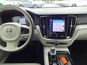 Volvo  T6 Plus Bright Plug-In AWD AHK Leder weiß