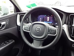 Volvo  T6 Inscription Exp Plug-In AHK ACC PANO 360