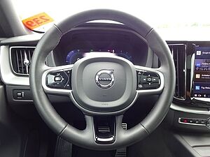 Volvo  B4 R Design ACC HUD 360° Pano Google 21'