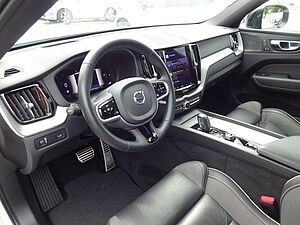 Volvo  B4 R Design ACC HUD 360° Pano Google 21'