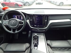 Volvo  B4 R Design ACC HUD 360° Pano Google 21'
