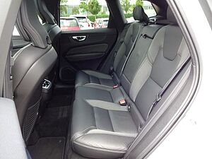 Volvo  B5 Ultimate Dark AWD 360° Head Up Pano ACC