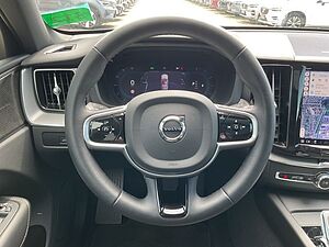 Volvo  B4 Plus Dark 2WD ACC 360° PANO Google