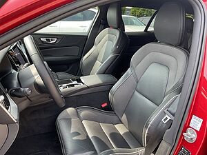 Volvo  T6 Plus Dark Plug-In AWD AHK Kamera Google