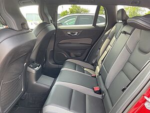 Volvo  T6 Plus Dark Plug-In AWD AHK Kamera Google