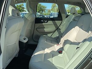 Volvo  T6 Inscription Plug-In AWD AHK ACC 360°