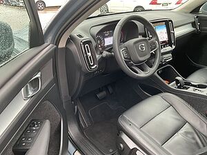 Volvo  T4 Core Plug-In AHK LEDER KAMERA CARPLAY