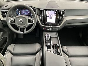 Volvo  Plus Dark 2WD Google Pano 360 H&K BLIS