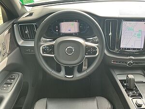 Volvo  R Design T6 GOOGLE AWD ACC 360° AHK