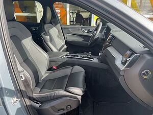 Volvo  R Design T6 GOOGLE AWD ACC 360° AHK