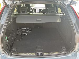 Volvo  R Design T6 GOOGLE AWD ACC 360° AHK