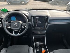 Volvo  Plus Single Ext. Range Electric 2WD AHK ACC