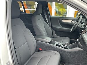 Volvo  T5 R Design Plug-In 2WD AHK BLIS 360°