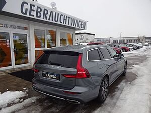 Volvo  T8 Inscription Plug-In AWD ACC HUD Pano