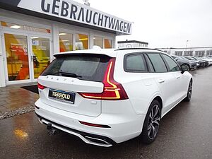 Volvo  T8 R Design Plug-In AWD AHK Pano ACC HUD