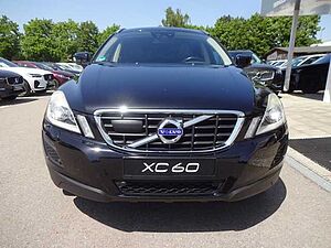 Volvo  D5 Summum AWD AT AHK ACC PANO BLIS