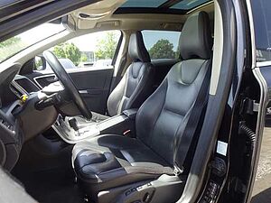 Volvo  D5 Summum AWD AT AHK ACC PANO BLIS