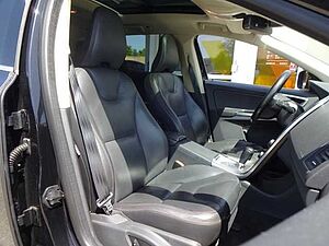 Volvo  D5 Summum AWD AT AHK ACC PANO BLIS