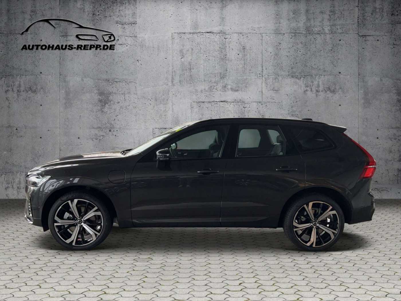 Volvo  T8 Plug-In Hybrid AWD Ultimate Dark Recharge