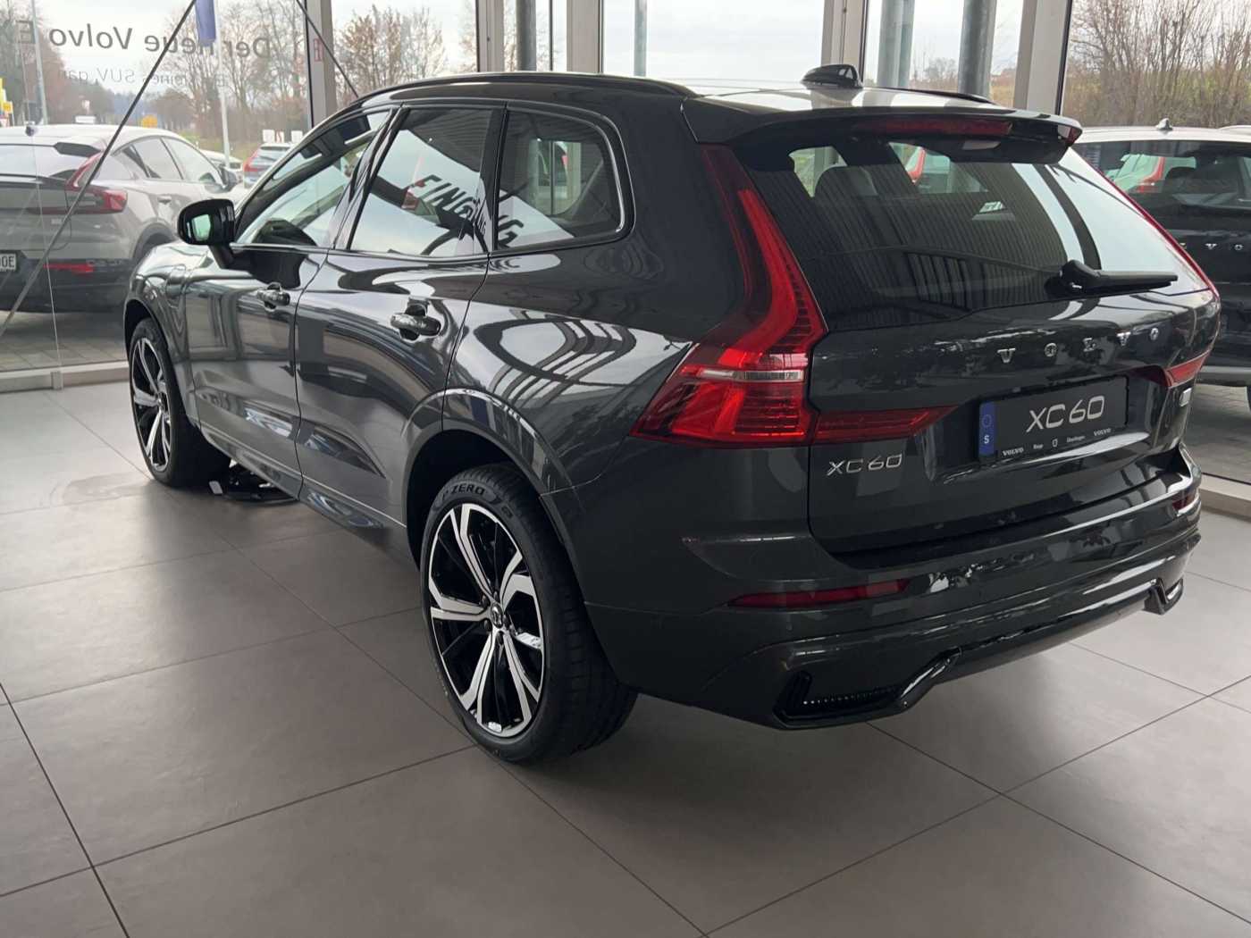 Volvo  T8 Plug-In Hybrid AWD Ultimate Dark Recharge