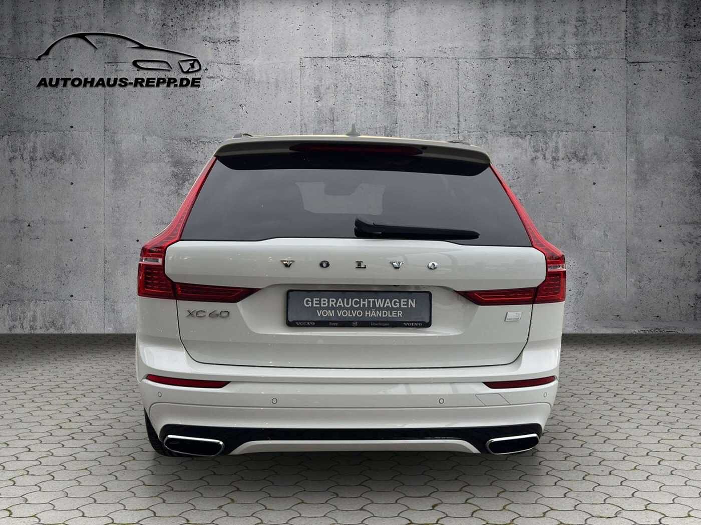 Volvo  T6 AWD R-DESIGN Expression Recharge Plug-In Hybrid