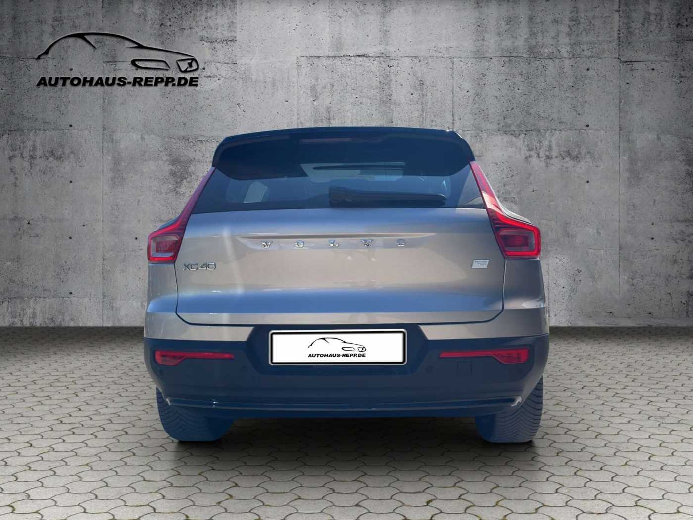 Volvo  Ultimate Recharge Pure Electric AWD