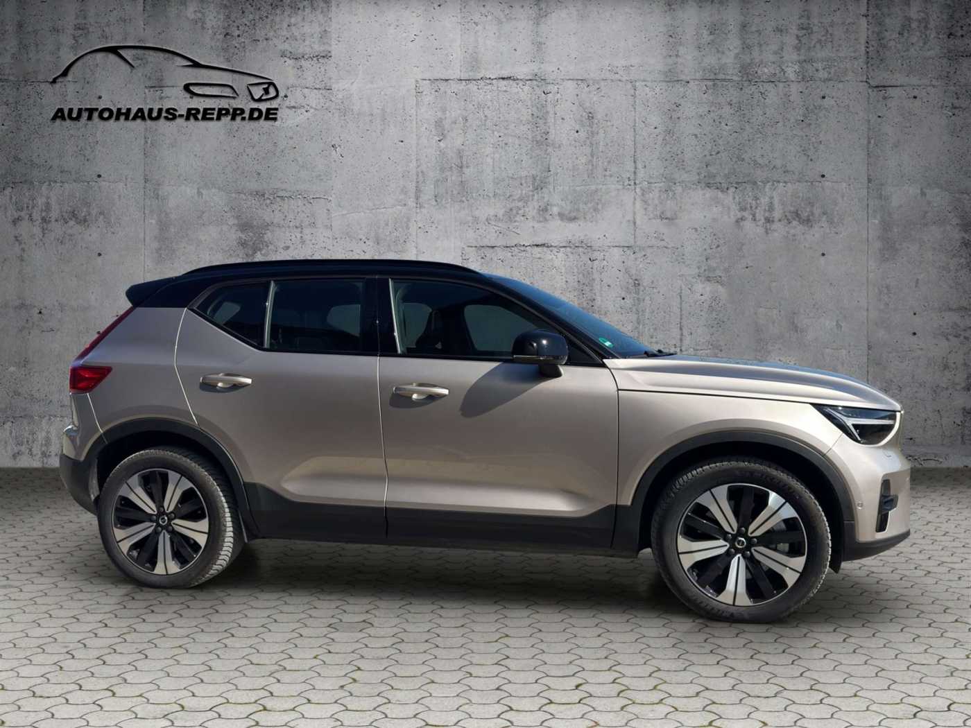 Volvo  Ultimate Recharge Pure Electric AWD
