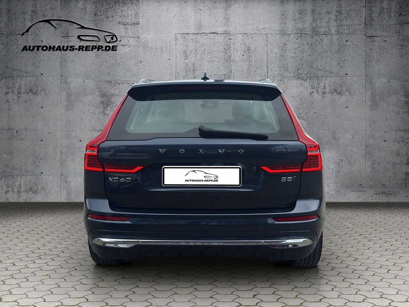 Volvo  B5 AWD Benzin Inscription  / Licht-Paket