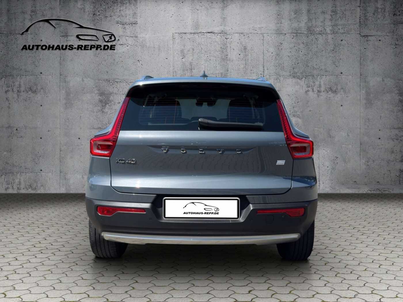 Volvo  T4 Recharge Inscription Plug-In Hybrid FWD