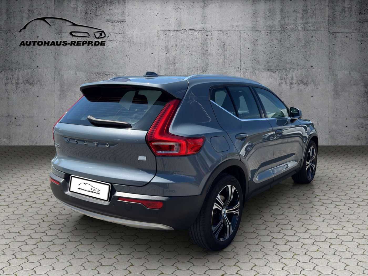 Volvo  T4 Recharge Inscription Plug-In Hybrid FWD