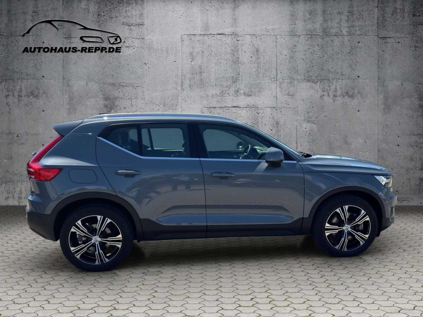 Volvo  T4 Recharge Inscription Plug-In Hybrid FWD