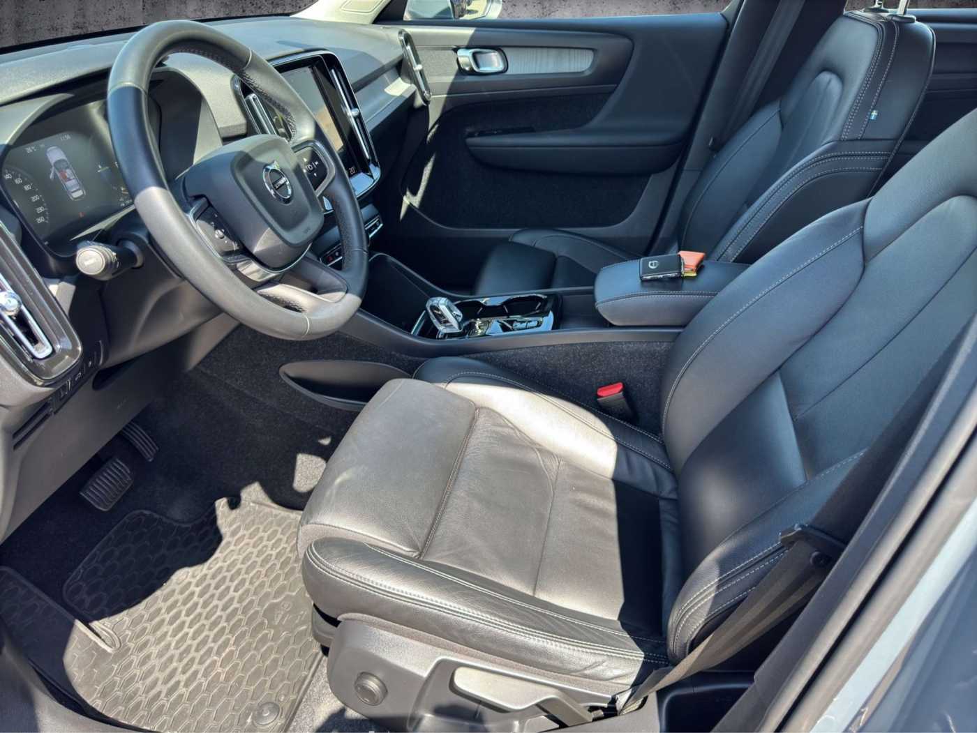 Volvo  T4 Recharge Inscription Plug-In Hybrid FWD