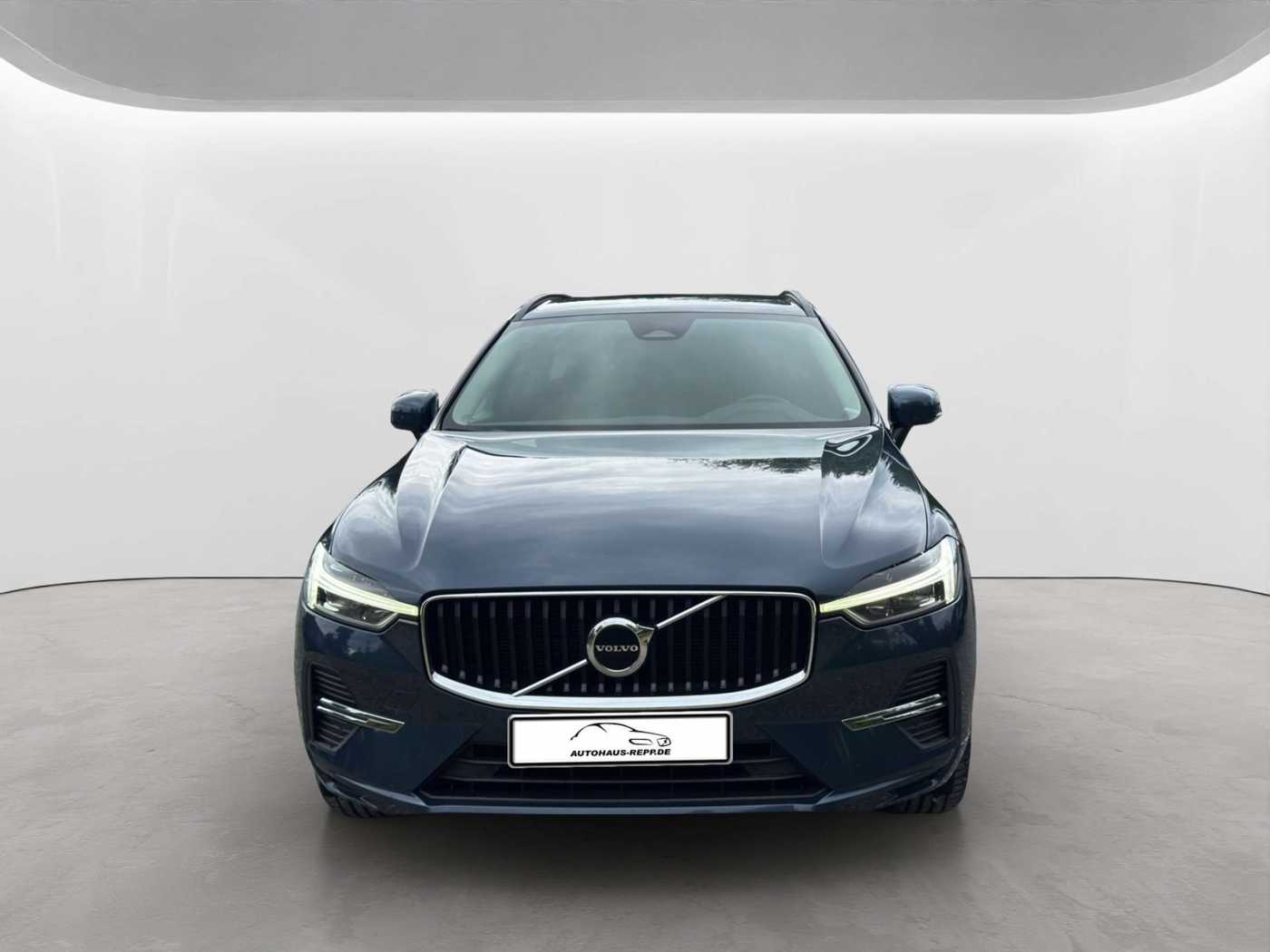 Volvo  B4 Diesel Mild-Hybrid Core 2WD