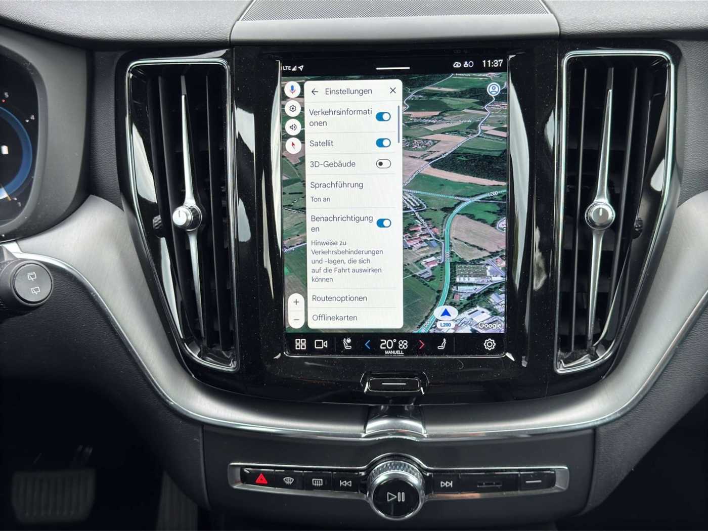 Volvo  B4 Diesel Mild-Hybrid Core 2WD