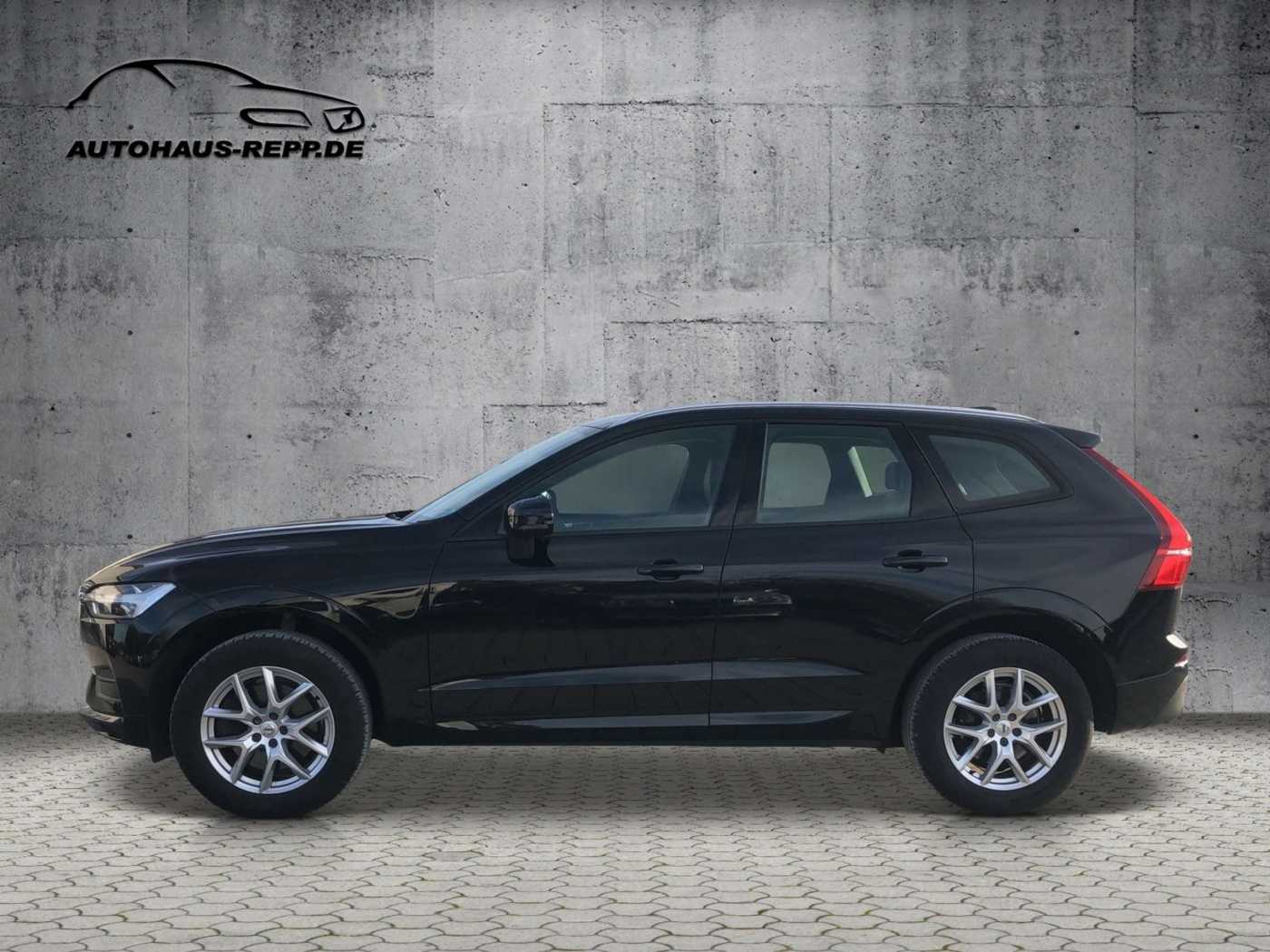 Volvo  D4 AWD Momentum