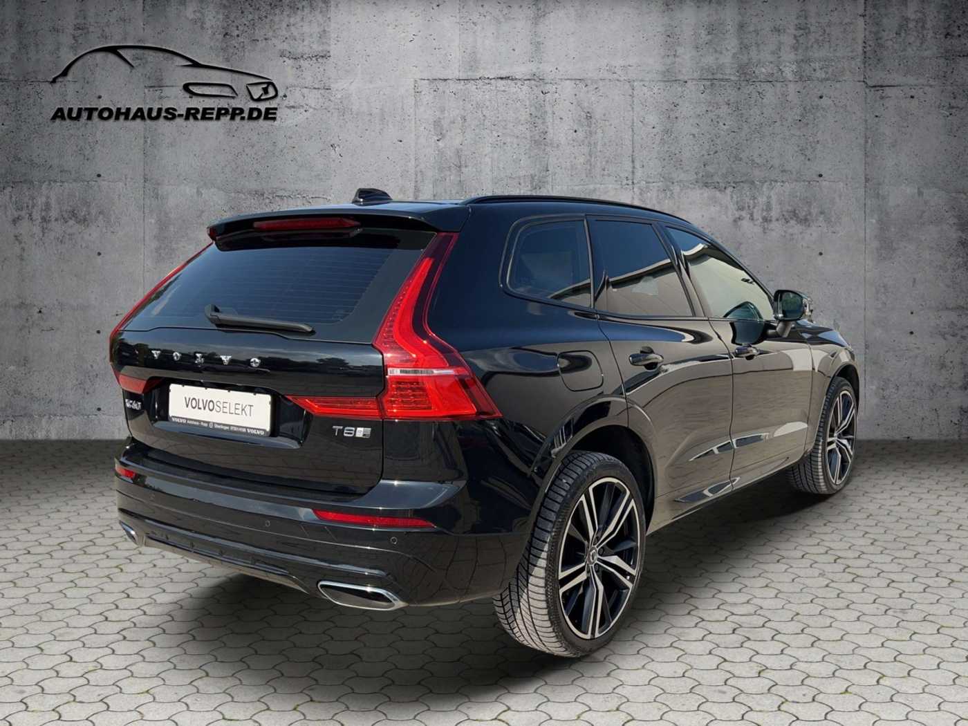 Volvo  T8 Plug-In Hybrid AWD R Design