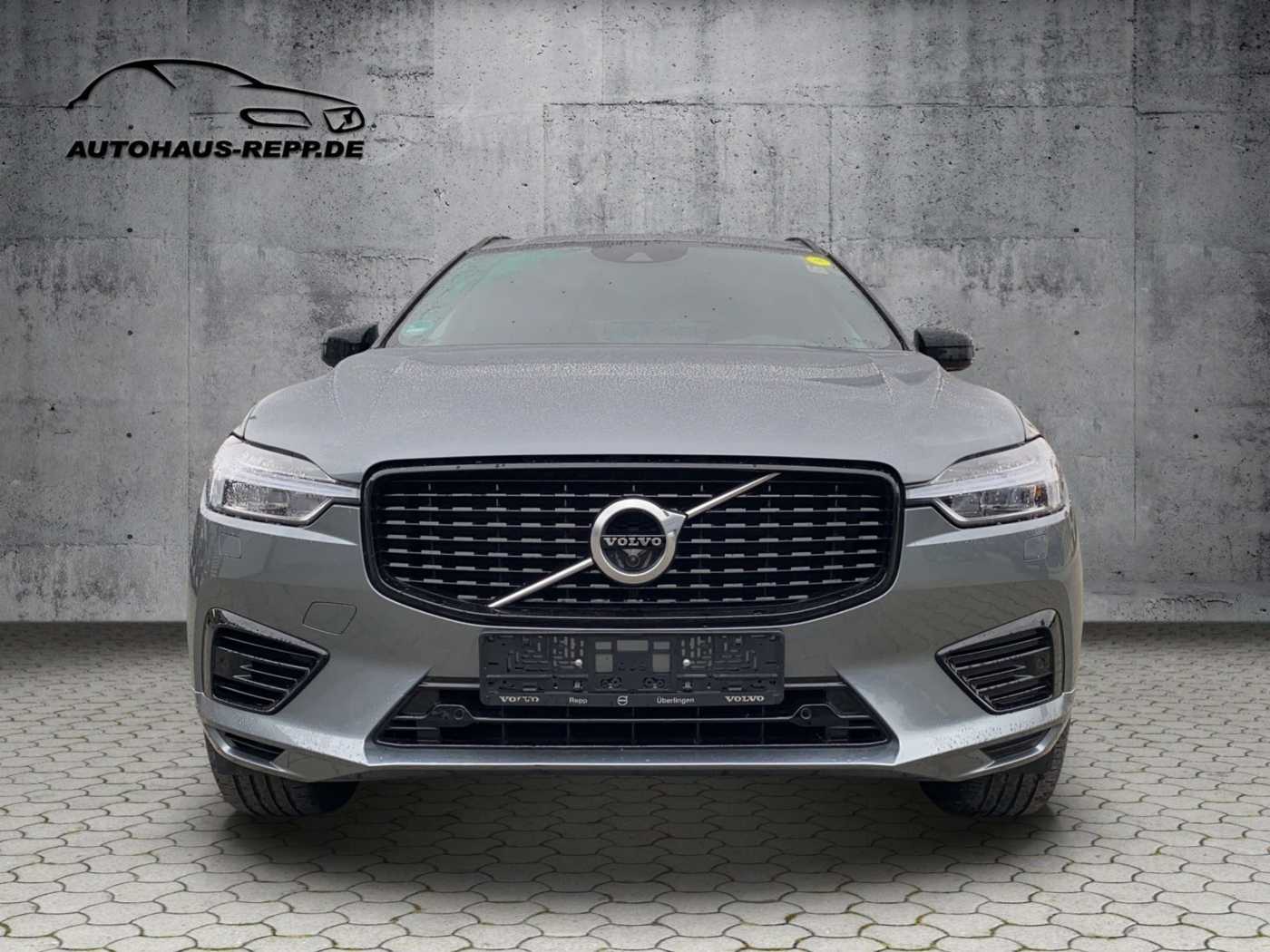 Volvo  T8 AWD Plug-in Hybrid R-Design