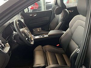 Volvo  T8 Plug-In Hybrid AWD Ultimate Dark Recharge