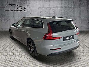 Volvo  B3 Mild Hybrid Benzin / Core