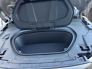 Volvo  Ultimate Recharge Pure Electric AWD
